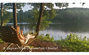 Liege-am-Olper-Obersee-Foto-K.-Bischof