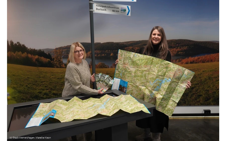 Wanderkarte bei Tourist-Information Meinerzhagen