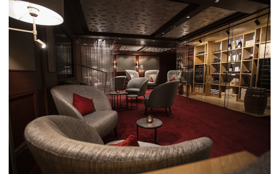 Romantik Hotel Platte - Vinothek - © sabrinity – CC-BY-SA.jpg