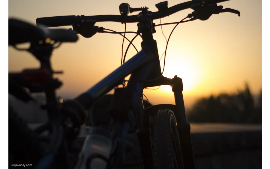 Rad Sonnenuntergang