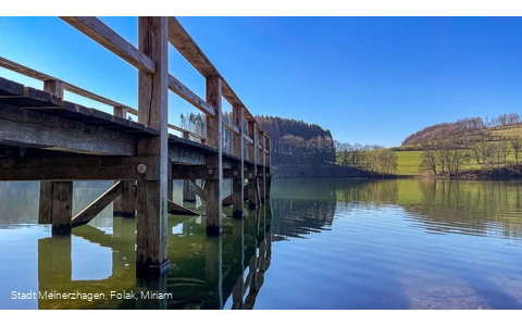 Badesteg an der Badestelle Hunswinkel, Listertalsperre
