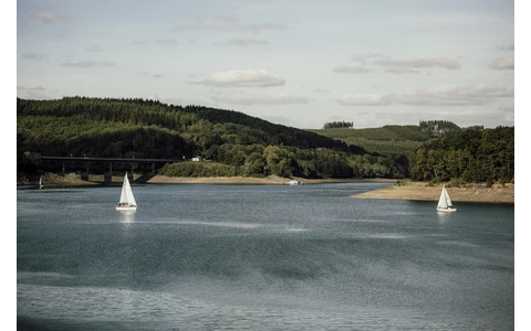 Segler auf dem Biggesee