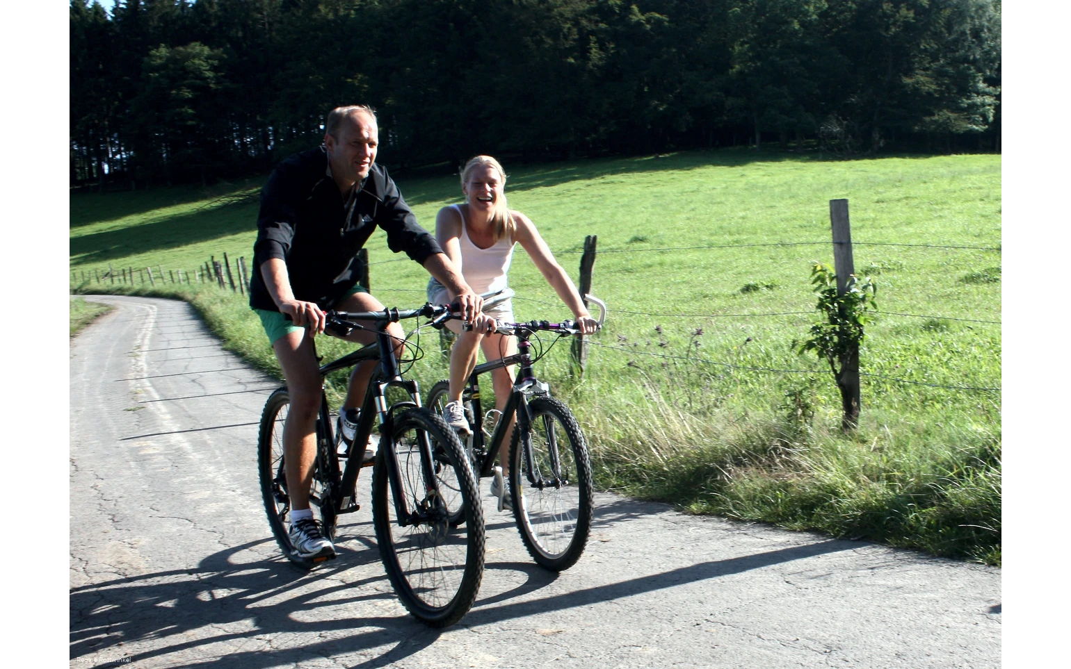 Auf Nebenstrecken unterwegs.jpg