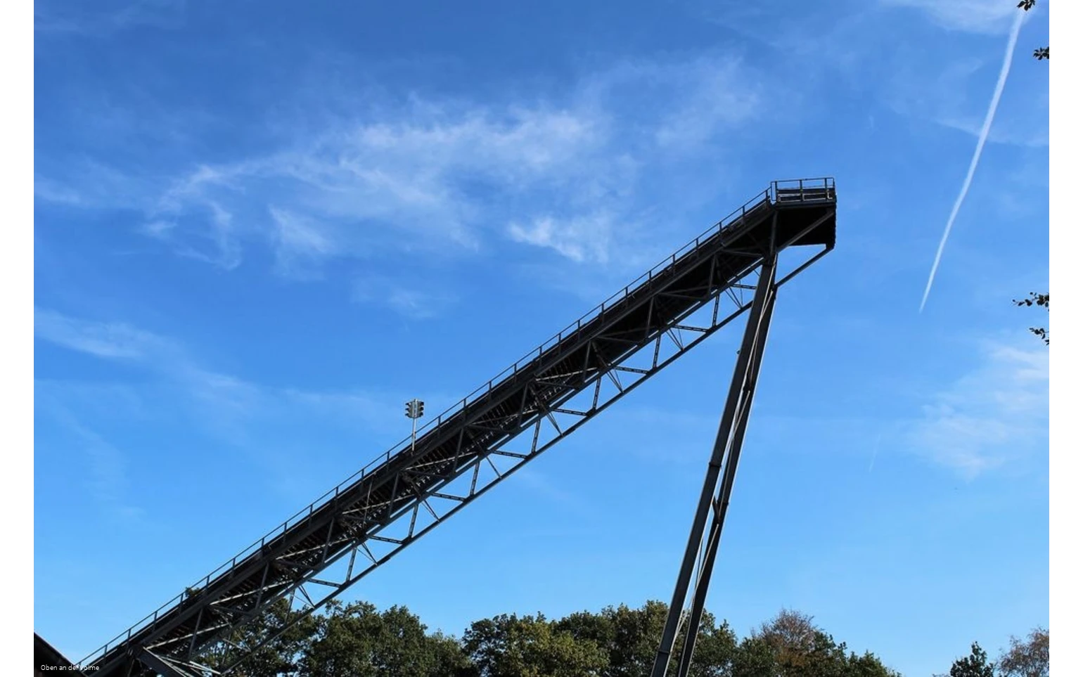 Beeindruckende Höhe der Schanzenanlage