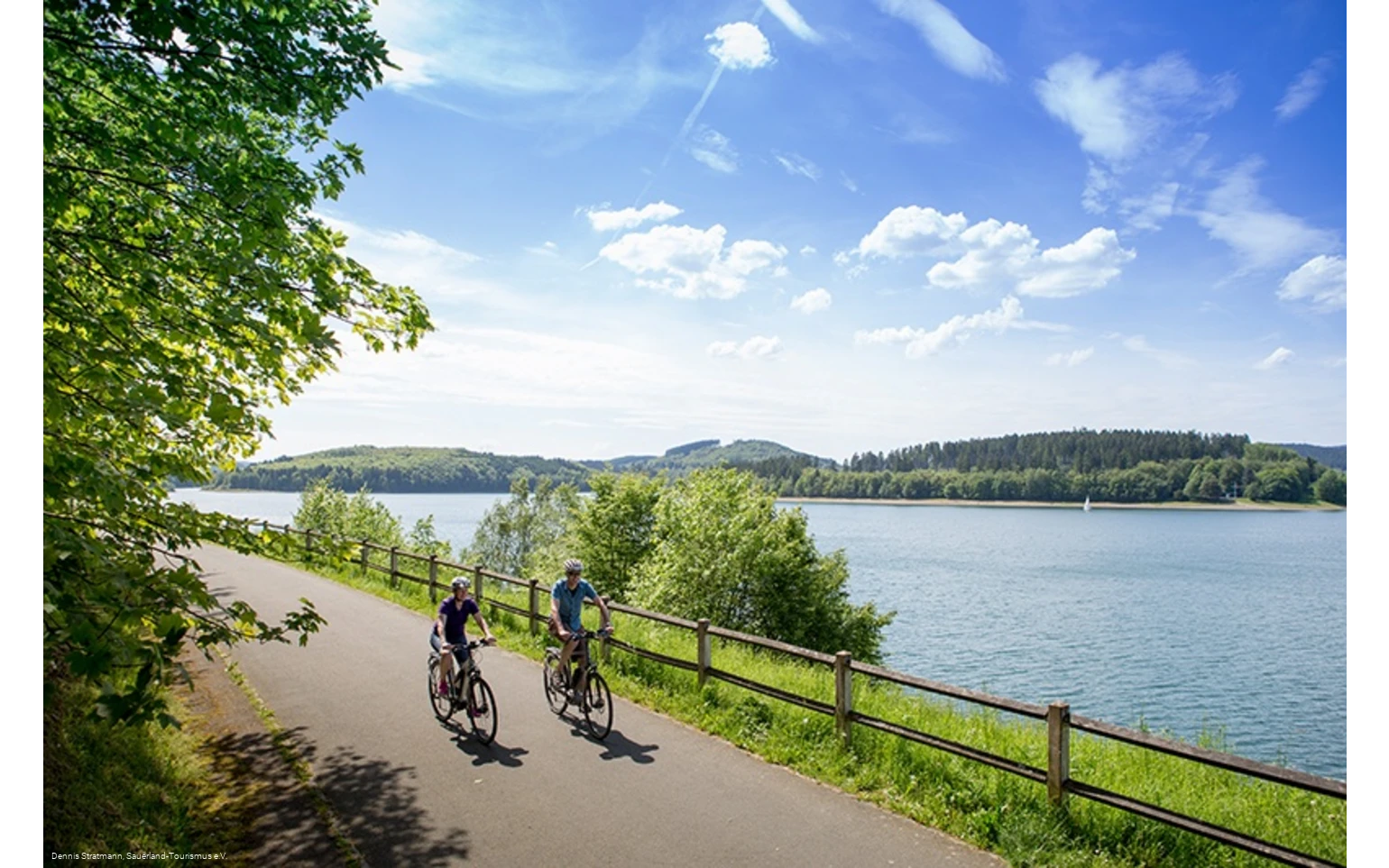 Radfahrer am Biggesee