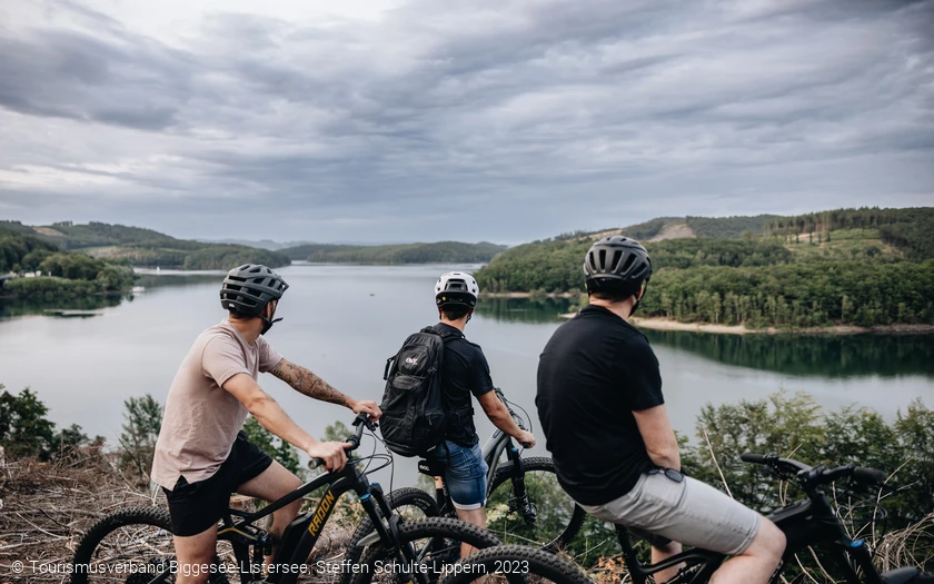 Fahrradtour um den Biggesee und Listersee