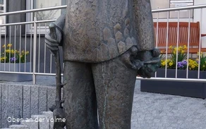 Karl vom Ebbe in der Innenstadt von Meinerzhagen