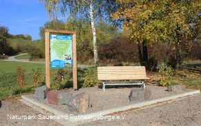 Impressionen des Wanderparkplatzes Hölzchen