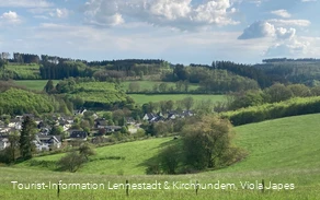 Oberveischede©Tourist-Information Lennestadt & Kirchhundem.jpg Oberveischede©Tourist-Information Lennestadt & Kirchhundem.jpg