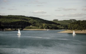 Segler auf dem Biggesee