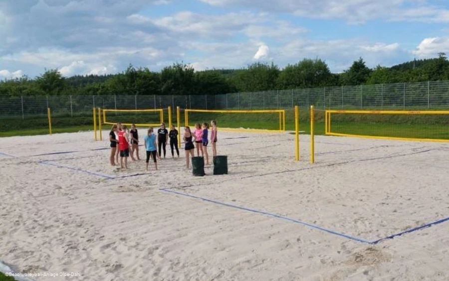 Spielfeld-Beachvolleyball.jpg