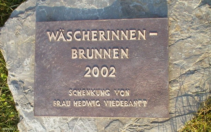 Wäscherinnen-Brunnen.jpg