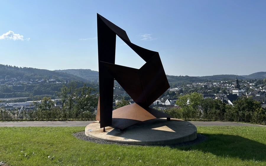 Skulptur Großes A.jpeg