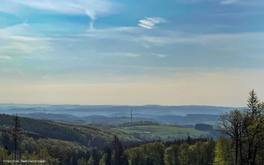 Ausblick vom Ebbegebirge ins Tal