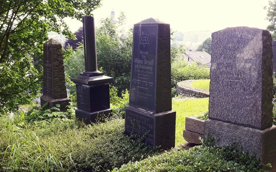 Juedischer Friedhof Grabsteine