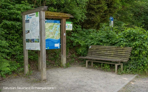 Wanderparkplatz Kalberschnacke.jpg