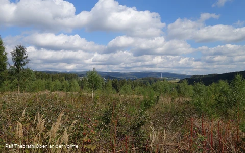 Fantastische Fernsicht in Richtung Nordhelle und Ebbegebirge
