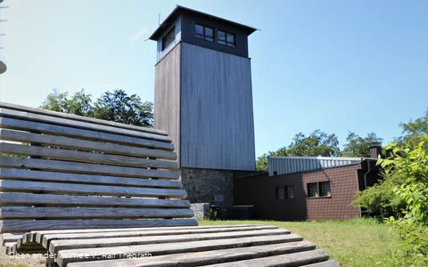 20200624 Robert-Kolb-Turm (c) Ralf Thebrath, Oben an der Volme.JPG