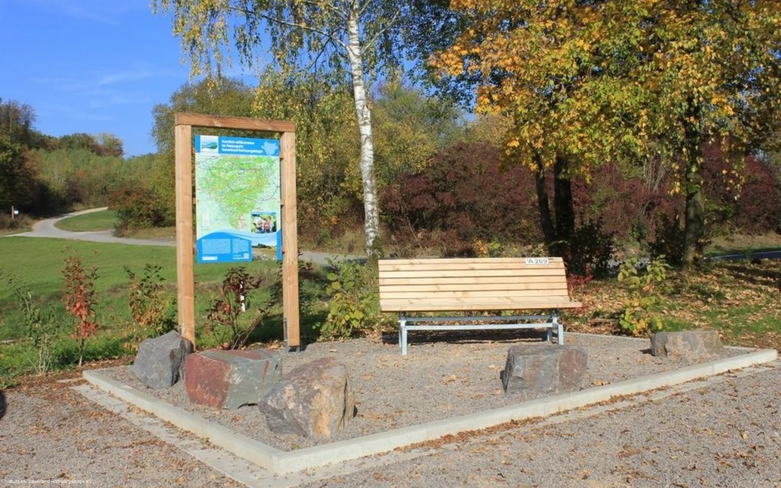 Impressionen des Wanderparkplatzes Hölzchen