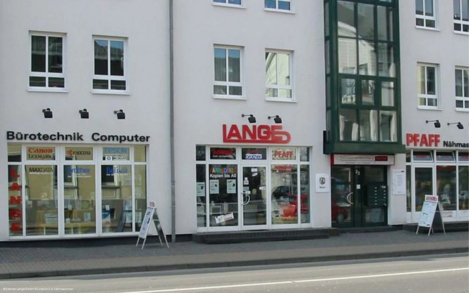 Außenansicht_Lange.jpg