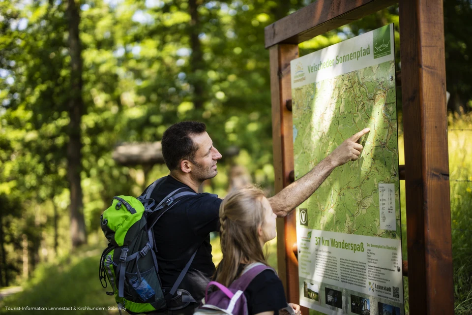 Infotafel am Veischeder Sonnenpfad