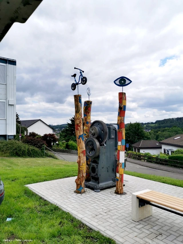 Scheuerpfahl Mensch, Maschine, Kultur