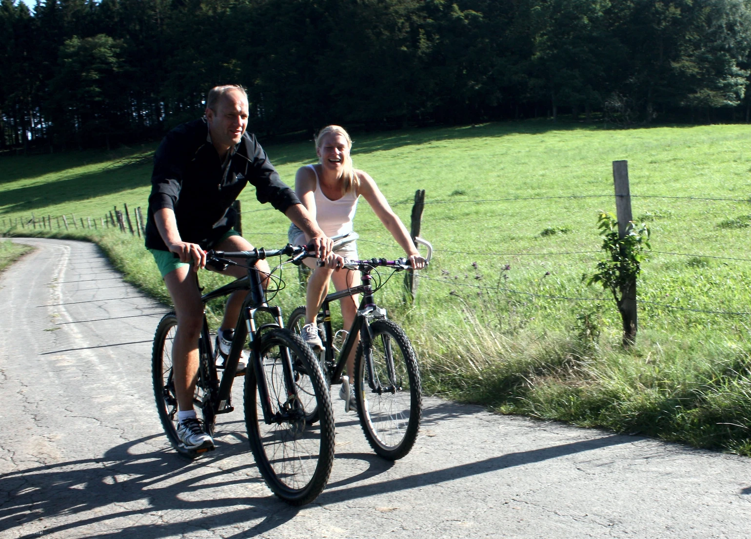 Auf Nebenstrecken unterwegs.jpg