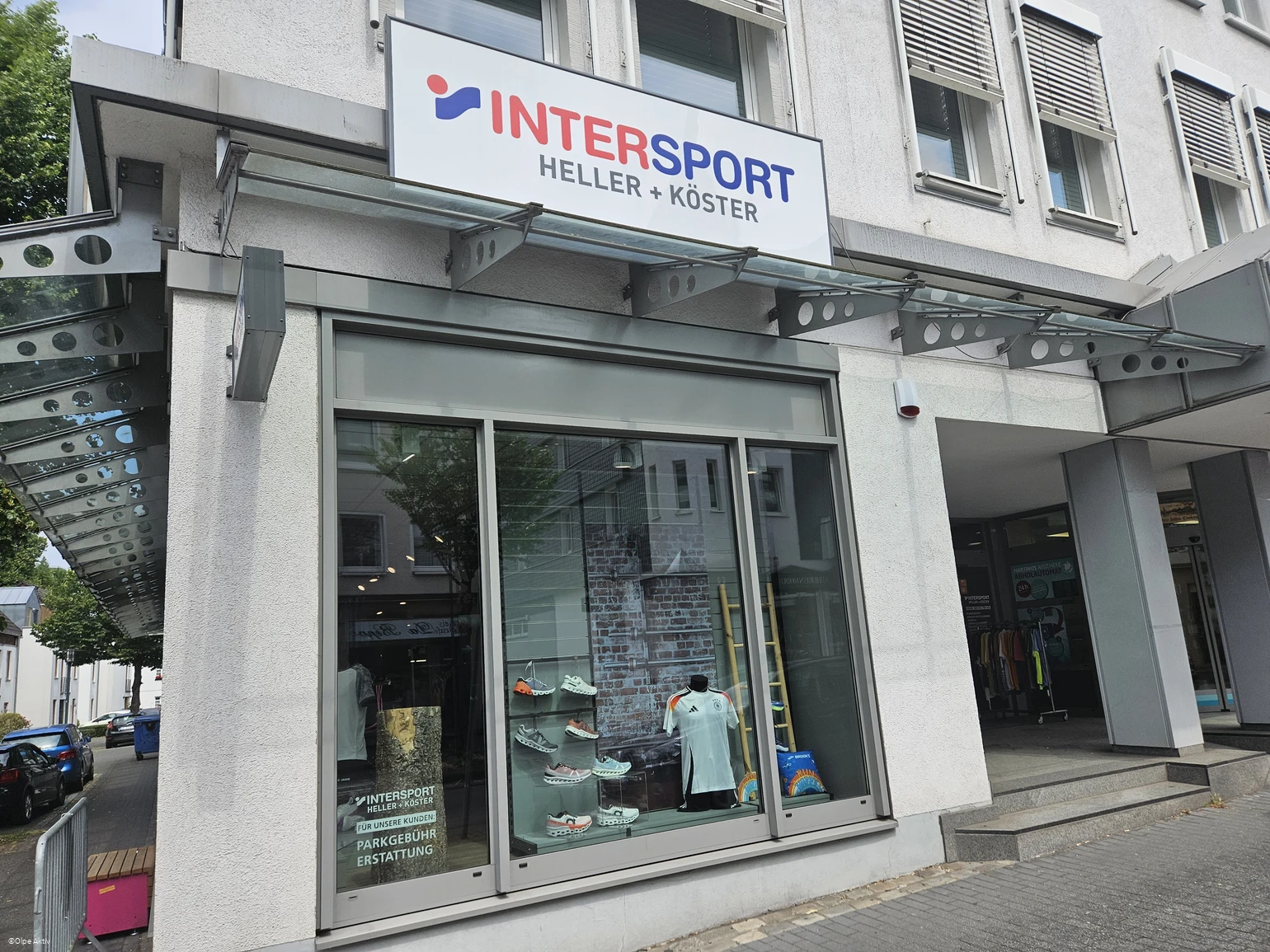 Intersport.jpg Intersport.jpg
