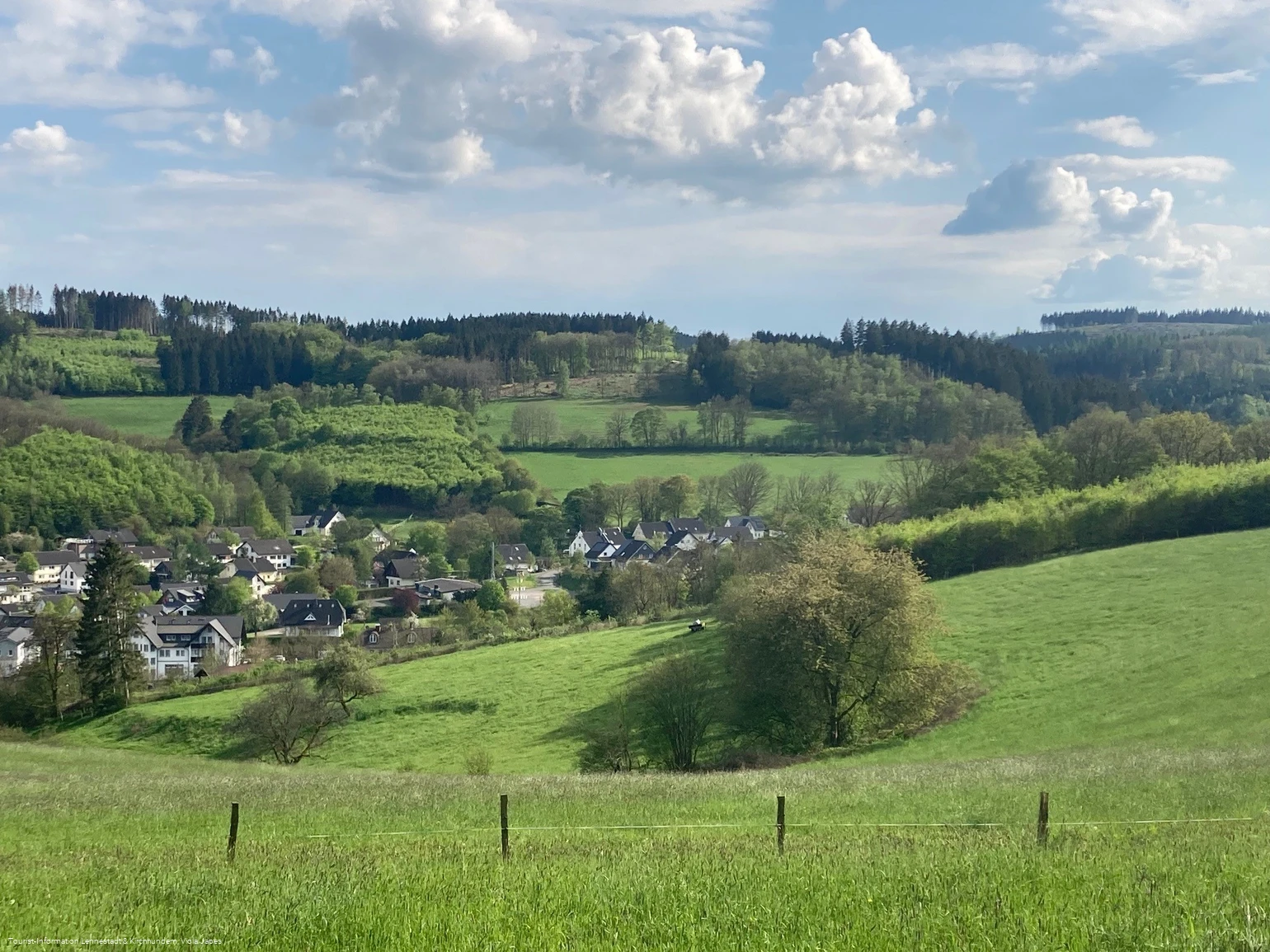 Oberveischede©Tourist-Information Lennestadt & Kirchhundem.jpg